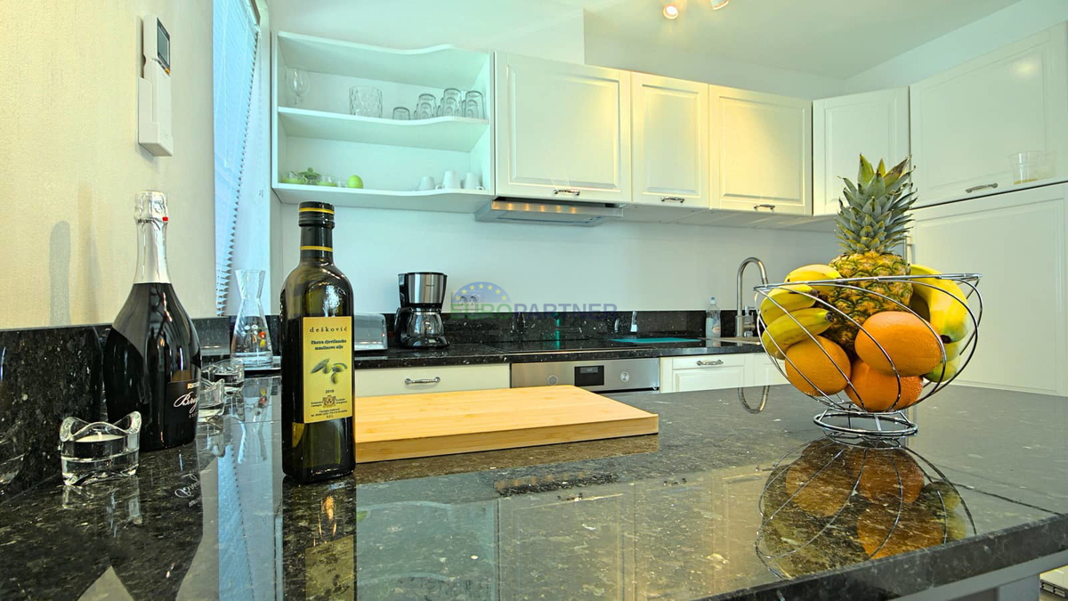 Istra, Novigrad, villa con piscina in ottima posizione