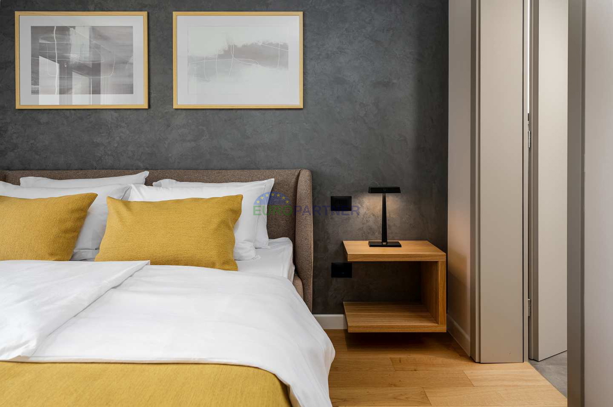 Villa moderna con vista mare, Parenzo, a 900 metri dal mare