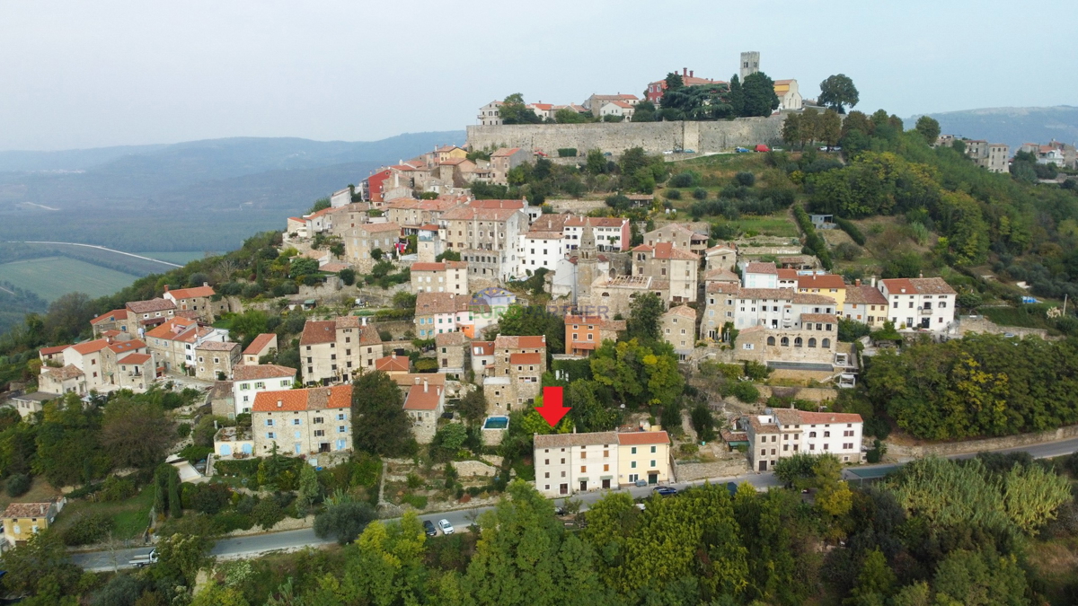 Vecchia casa in pietra d&apos;Istria da ristrutturare, Montona