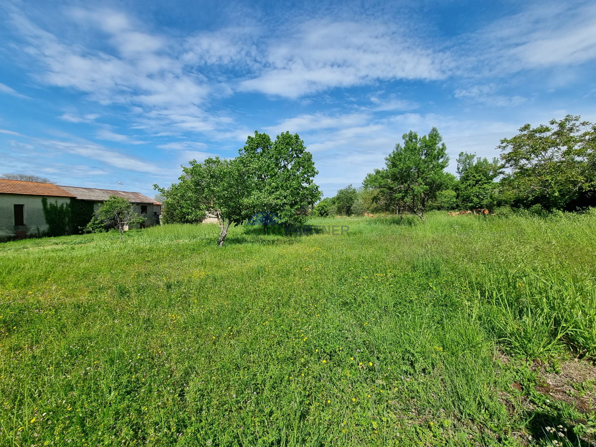 Terreno 850m2 Kaštelir Labinci