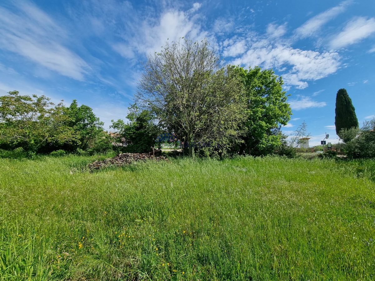 Terreno 850m2 Kaštelir Labinci