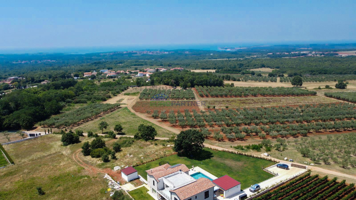 Terreno edificabile con vista mare, Kaštelir, 2458m2