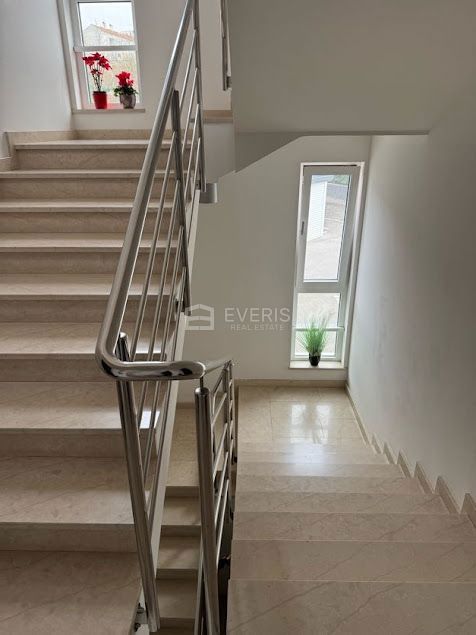 Marčeljeva Draga, Rijeka, 90m2