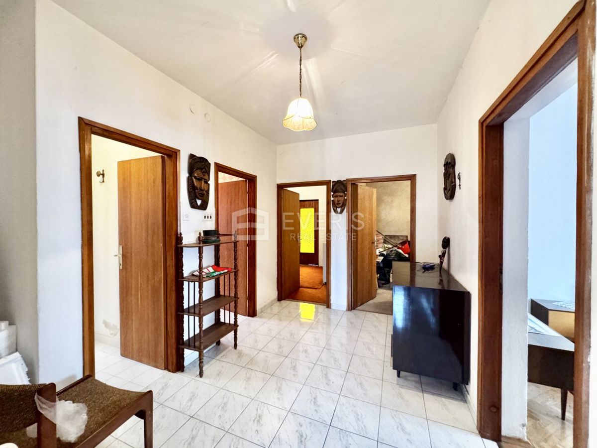 Marinici, Viskovo, 225m2