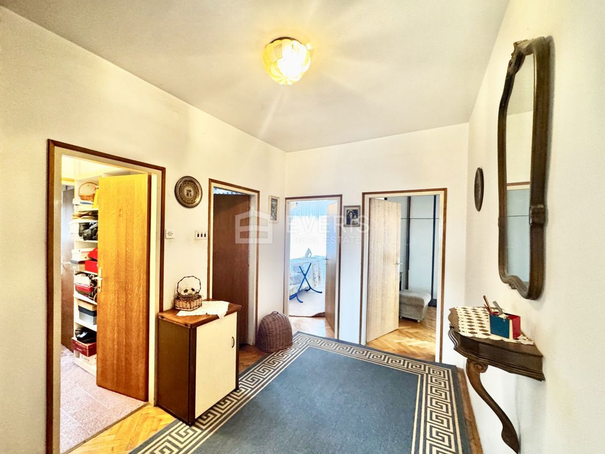 Marinici, Viskovo, 225m2