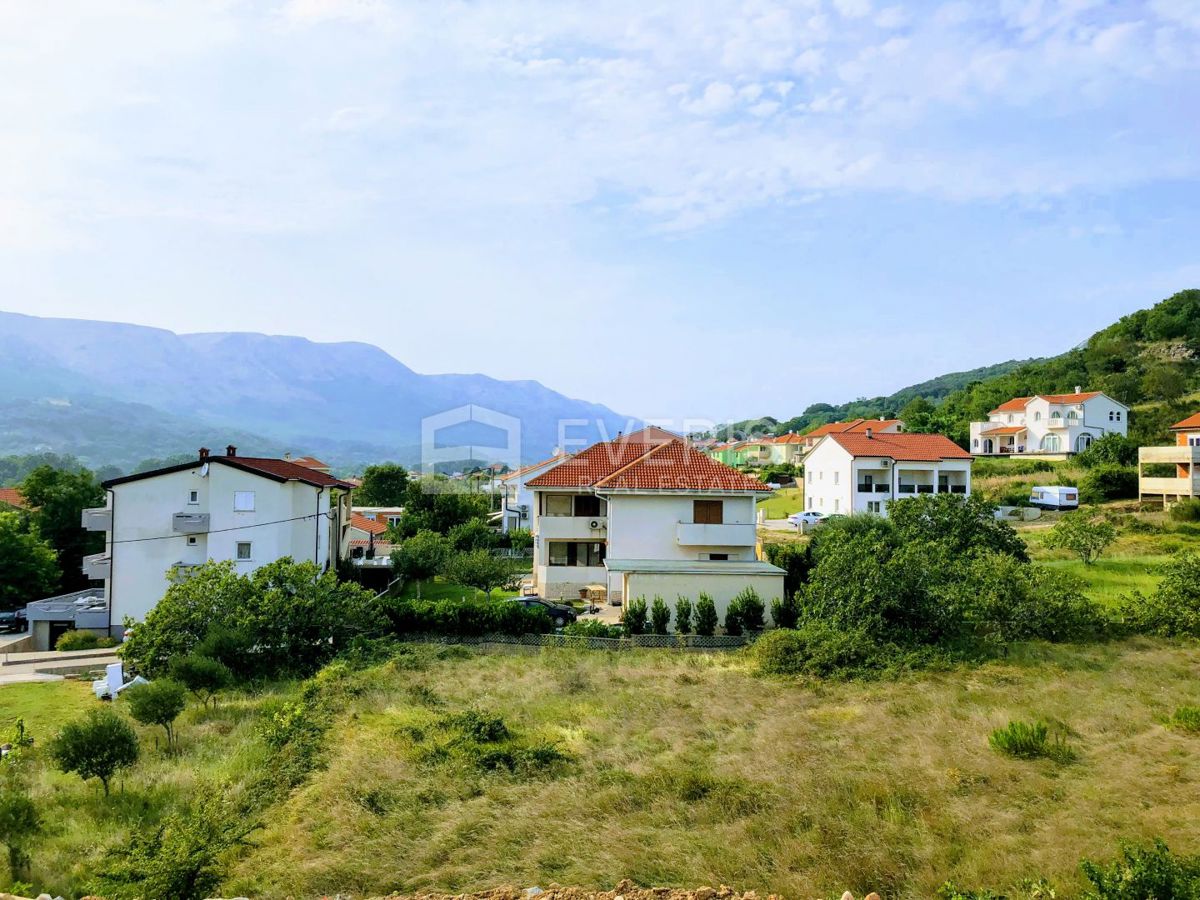 Jurandvor, Baška, 400m2