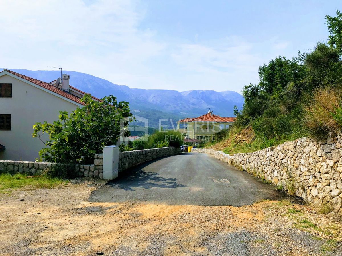 Jurandvor, Baška, 400m2