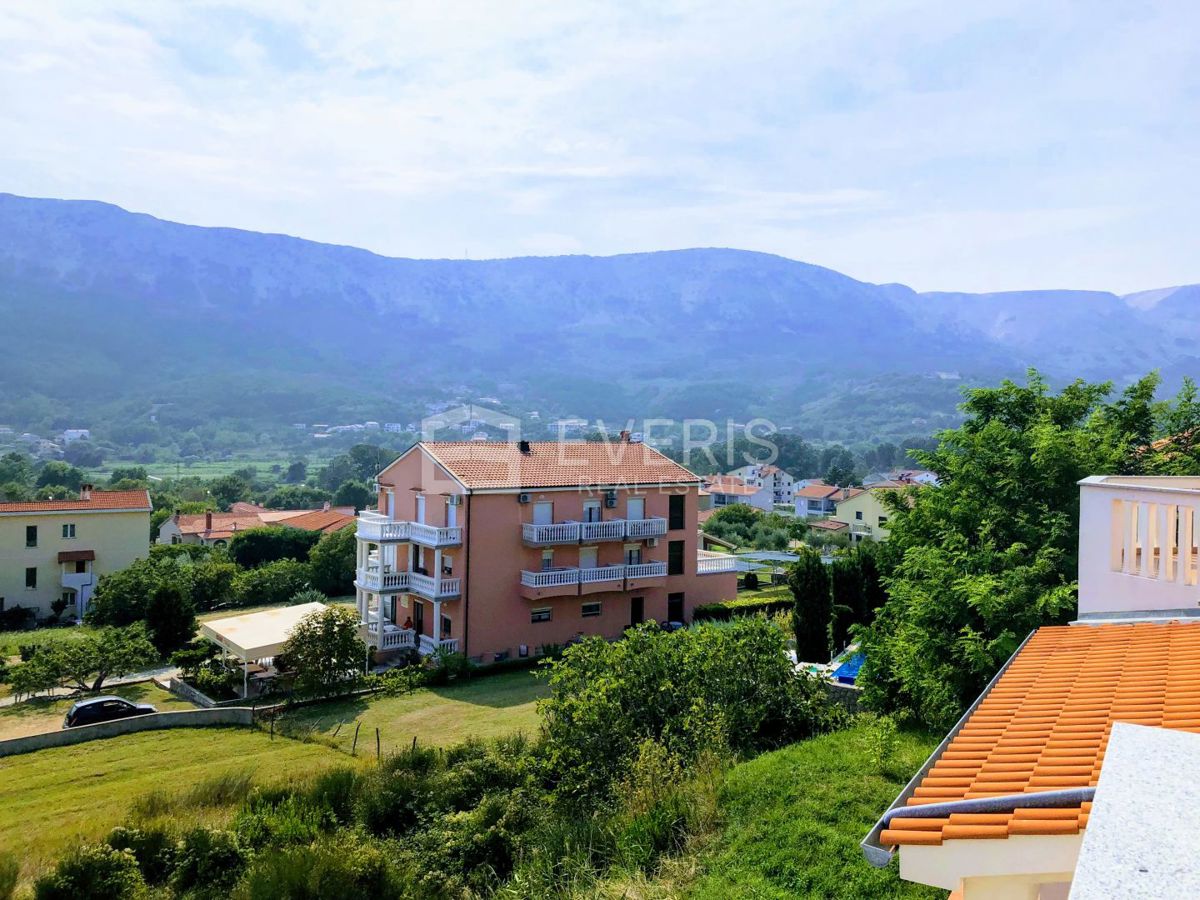 Jurandvor, Baška, 400m2