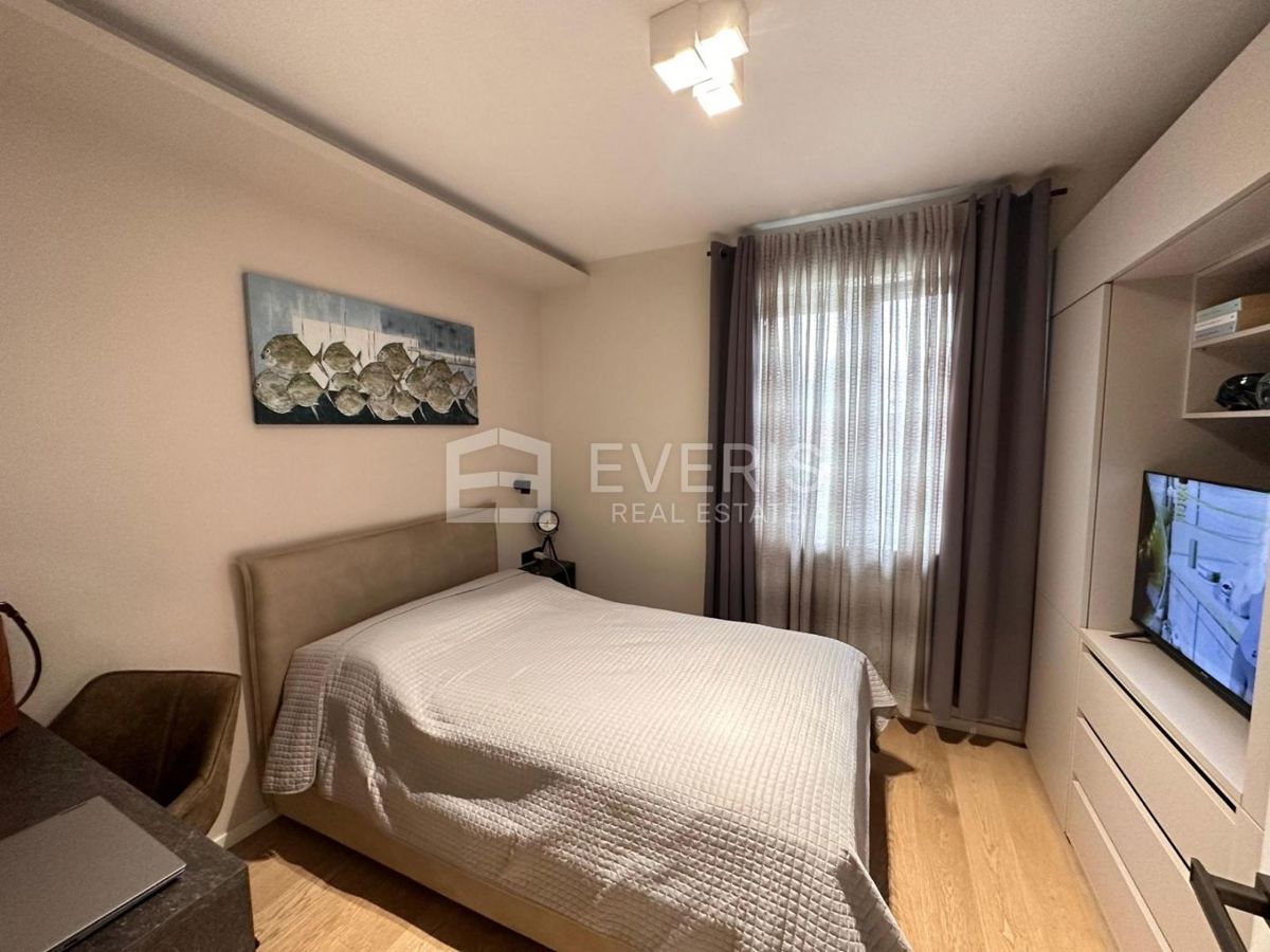 Hosti, Rijeka, 217m2