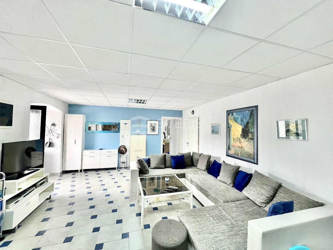 Škurinje, Rijeka, 212m2