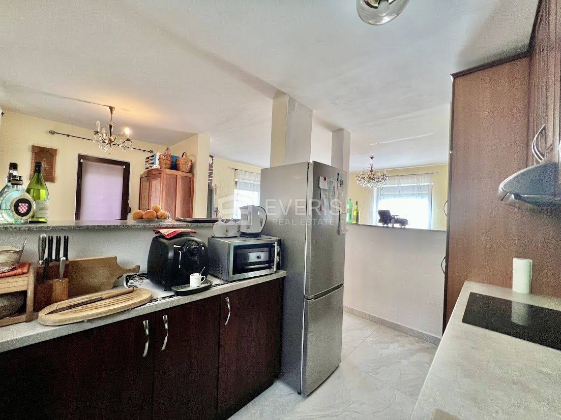 Škurinje, Rijeka, 212m2