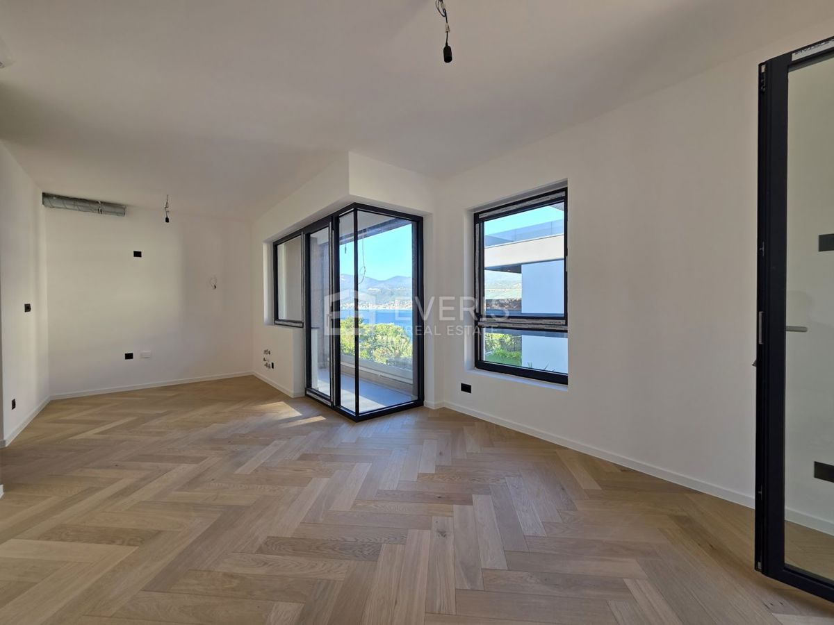 Bivio, Rijeka, 43,49m2