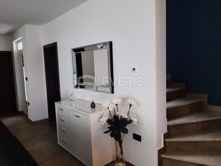 Ičići, Opatija - Okolica, 180m2