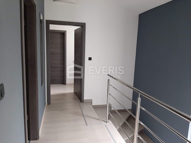 Ičići, Opatija - Okolica, 180m2