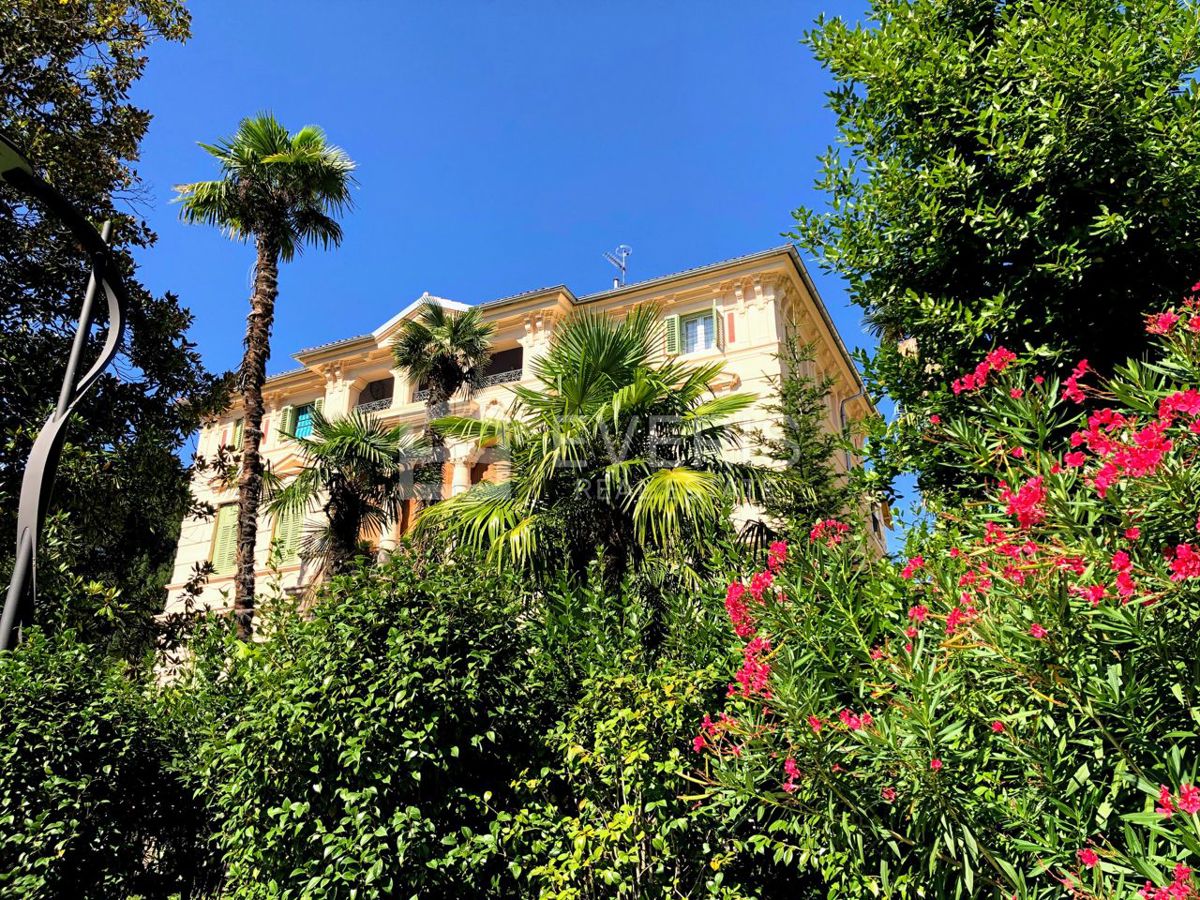 Opatija - Centar, Opatija, 100m2