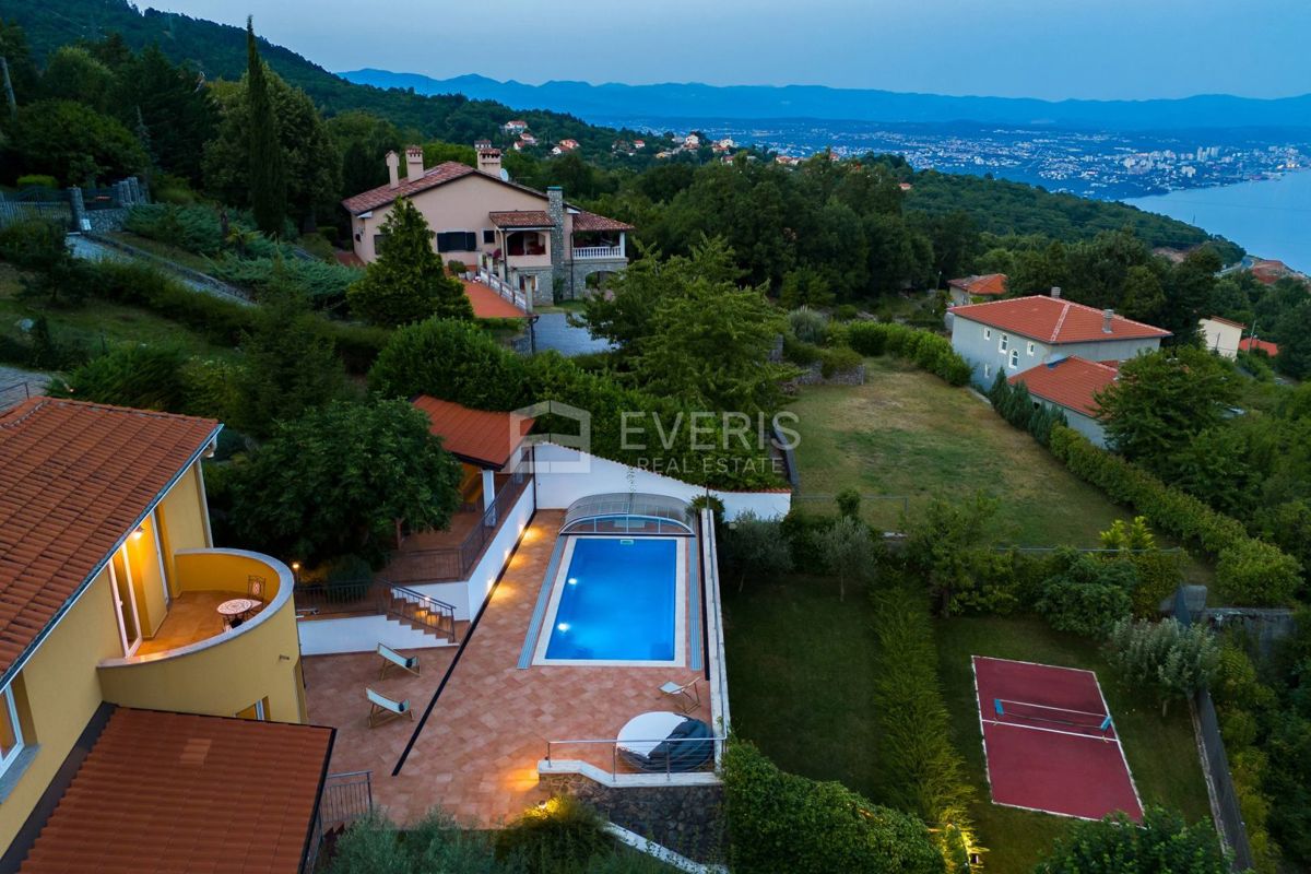 Veprinac, Opatija - Okolica, 192m2