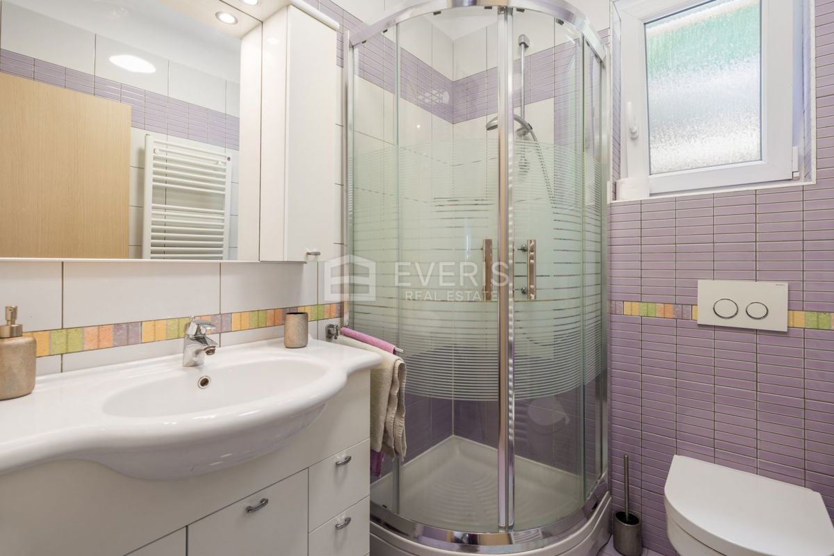 Veprinac, Opatija - Okolica, 192m2