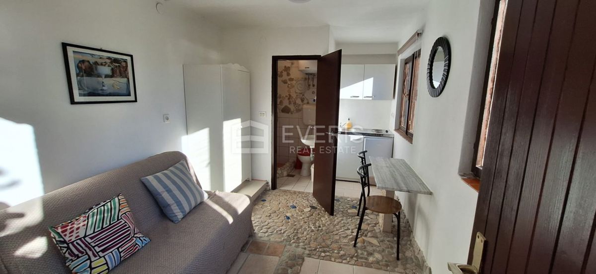 Mošćenička Draga, casa con 4 appartamenti, vista mare, giardino