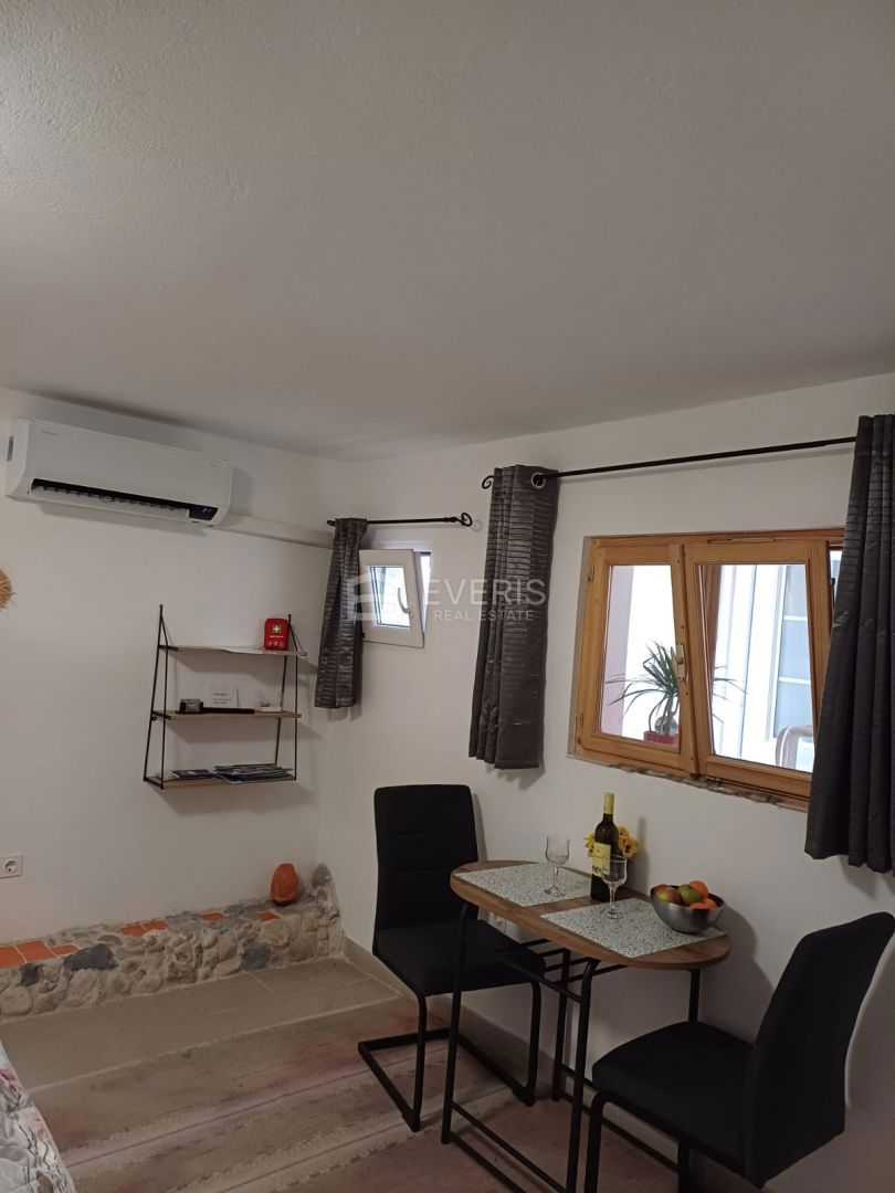 Mošćenička Draga, casa con 4 appartamenti, vista mare, giardino