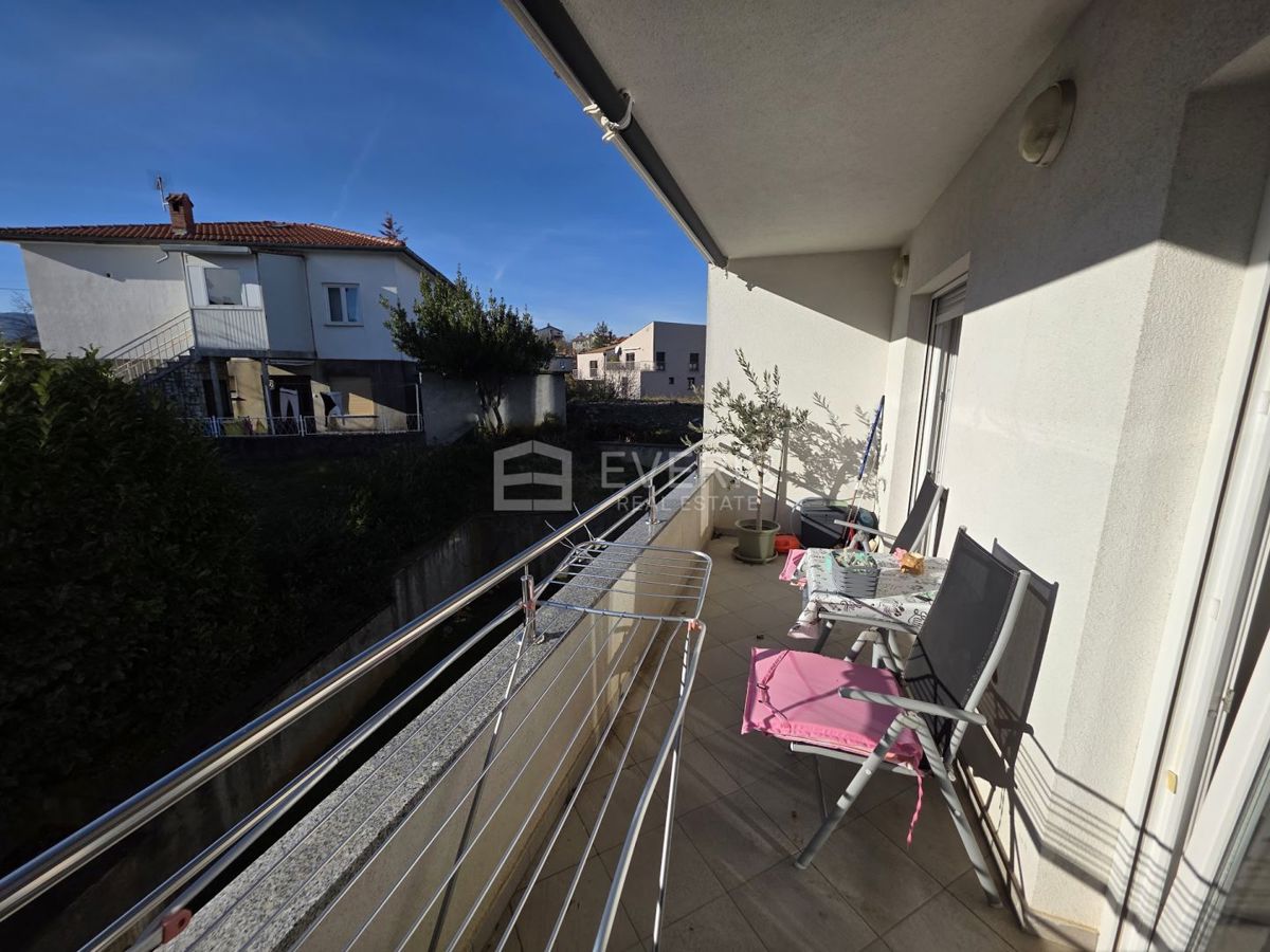 Srdoči, Rijeka, 49m2