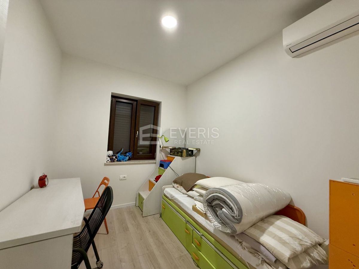 Bulevard, Rijeka, 200m2