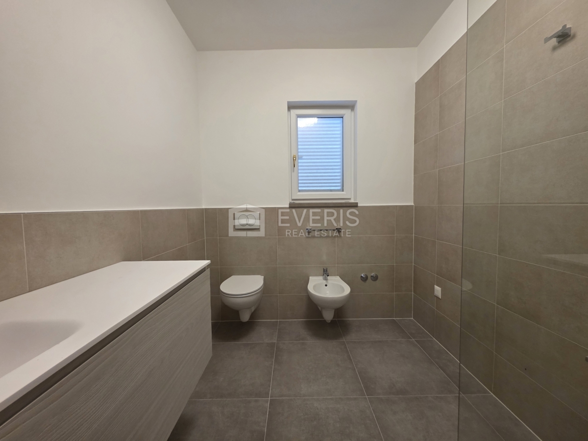 Poljane, Opatija - Okolica, 180m2