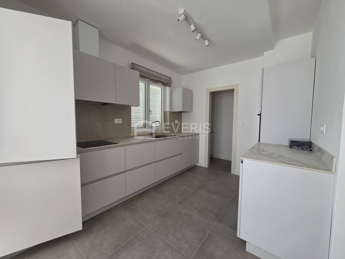 Poljane, Opatija - Okolica, 180m2