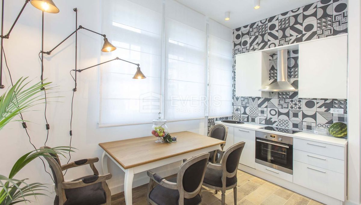 Opatija - Centar, Opatija, 200m2