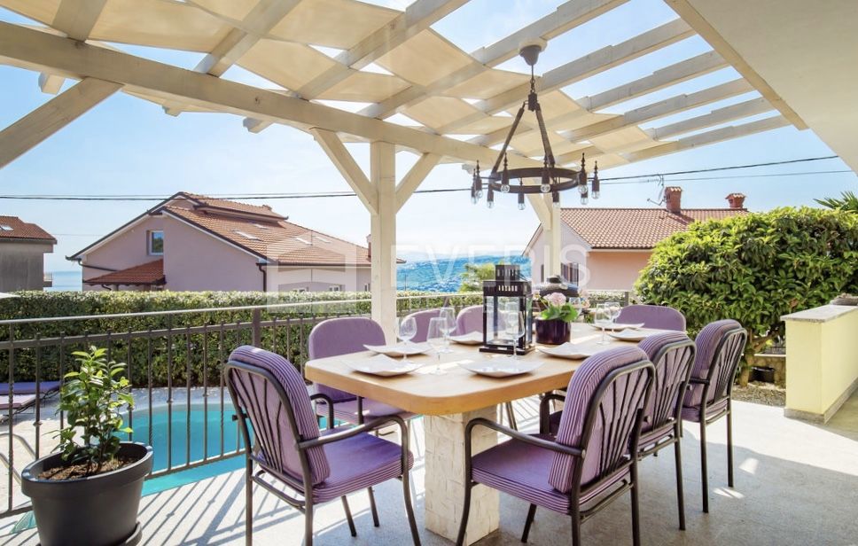 Pobri, Opatija - Okolica, 150m2