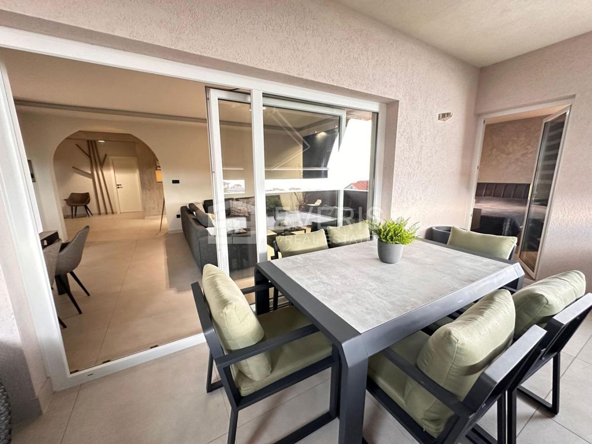 Hosti, Rijeka, 217m2