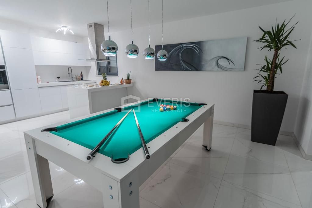 Pobri, Opatija - Okolica, 220m2