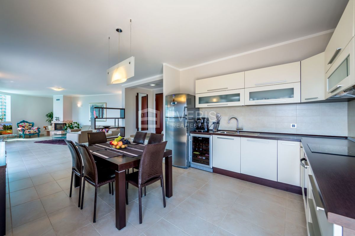 Bregi, Matulji, 200m2