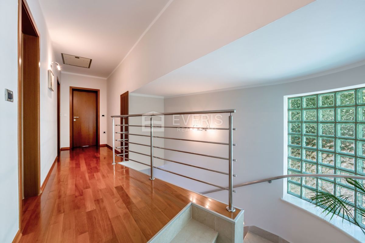 Bregi, Matulji, 200m2