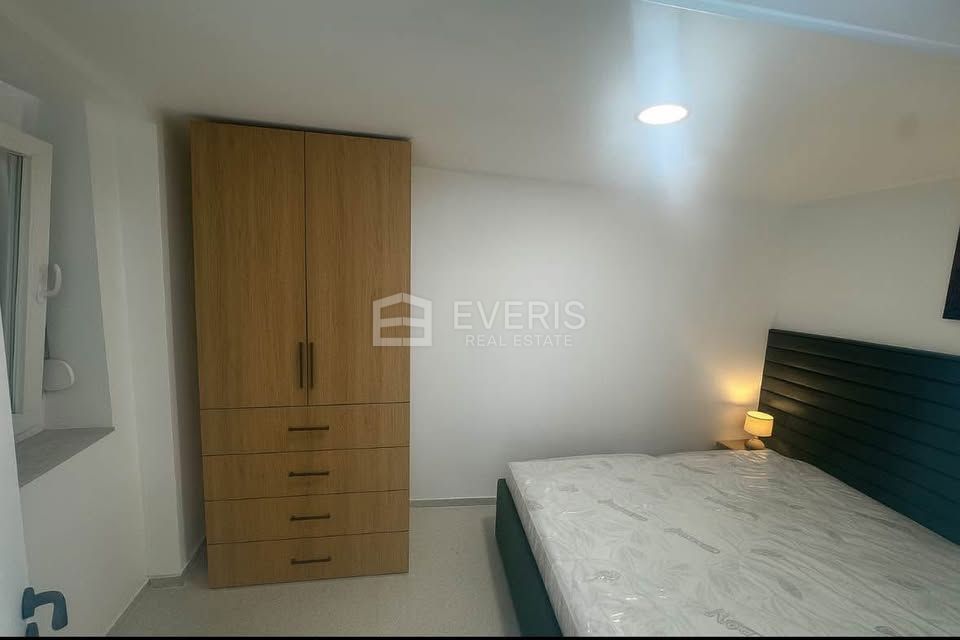 Krimeja, Rijeka, 33m2