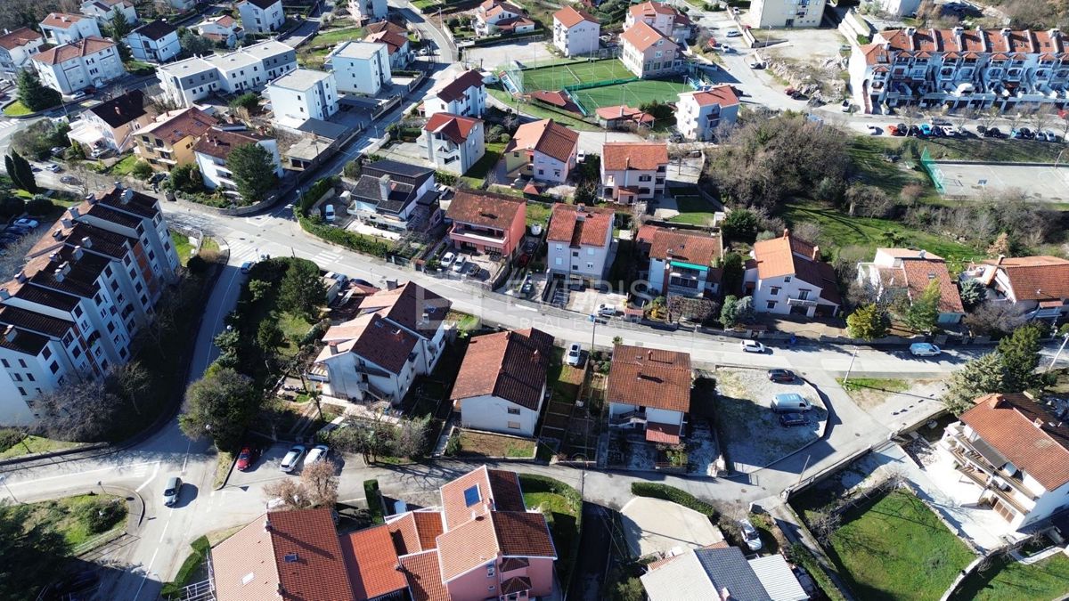 Srdoči, Rijeka, 378m2