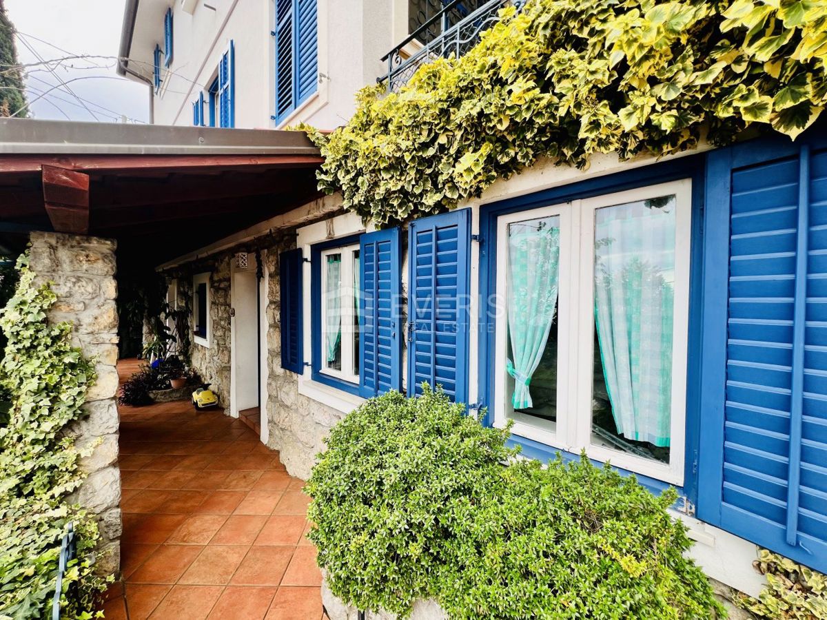 Pobri, Opatija - Okolica, 369m2