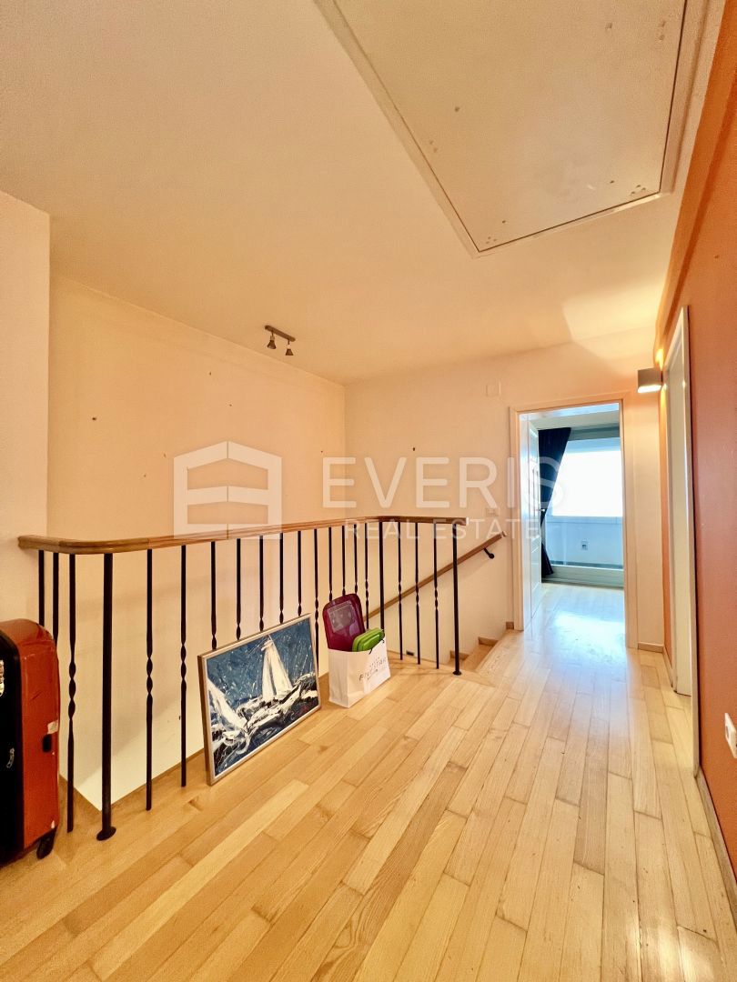 Pobri, Opatija - Okolica, 369m2