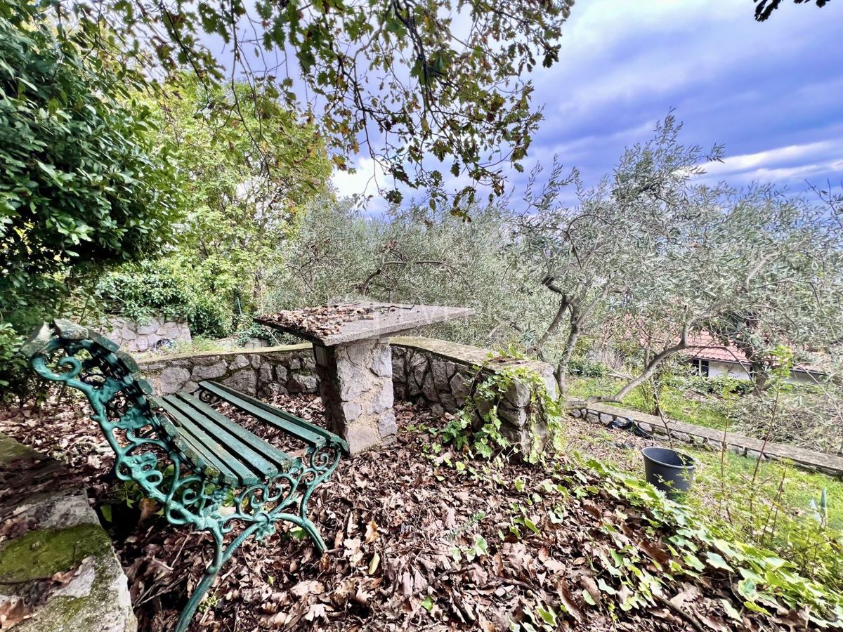 Pobri, Opatija - Okolica, 369m2