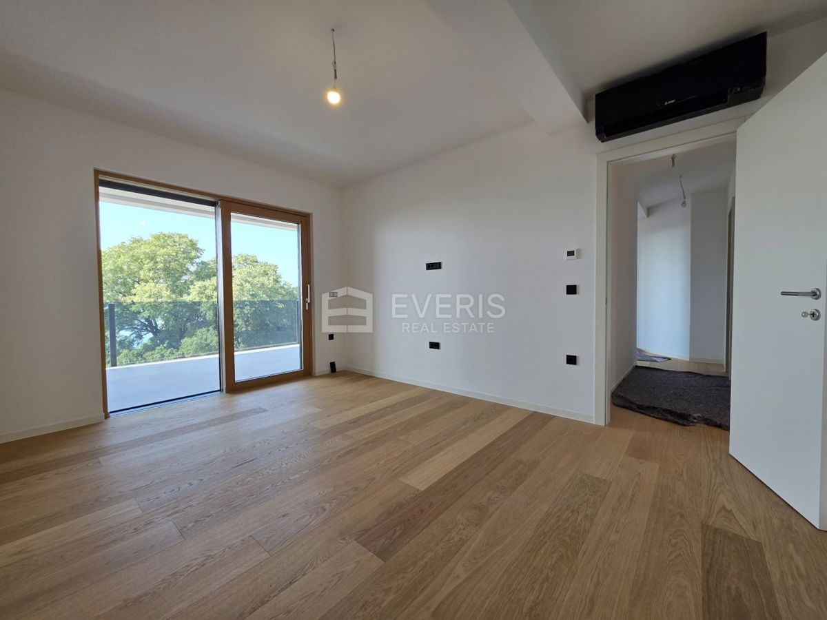 Kantrida, Rijeka, 164m2