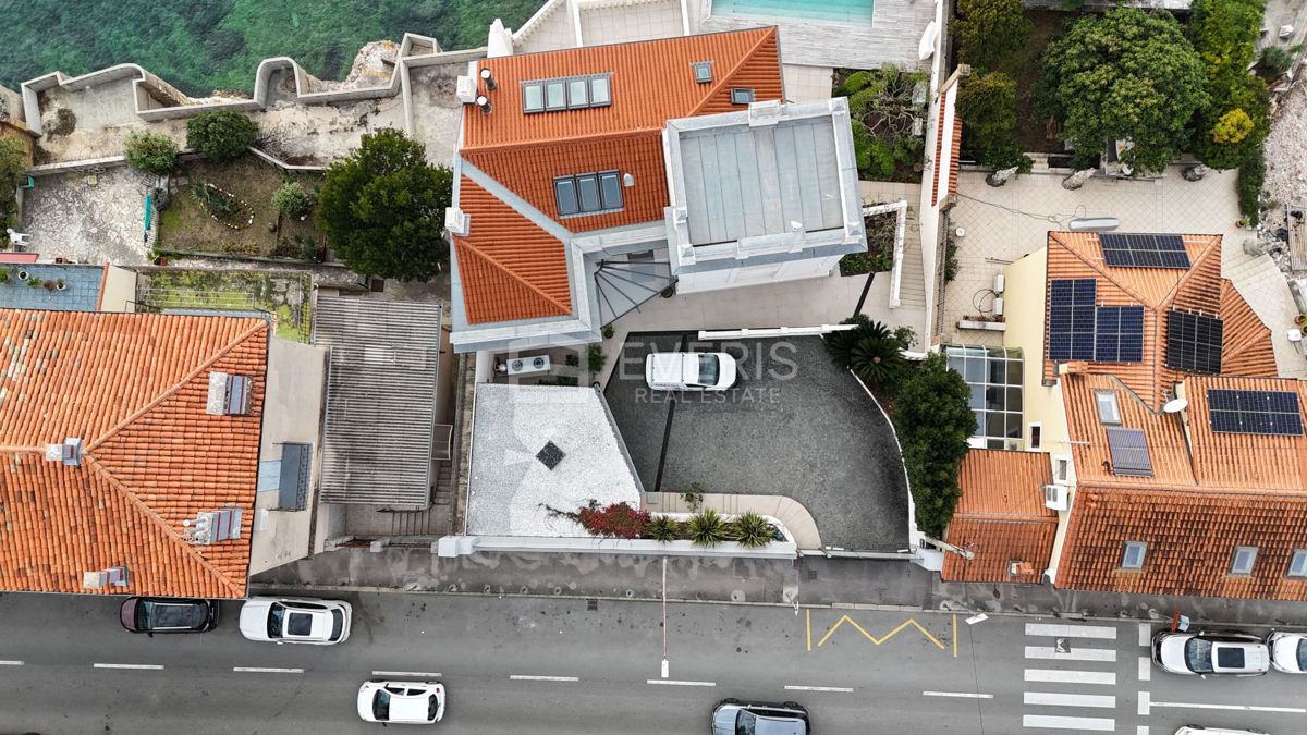 Pećine, Rijeka, 286 m2