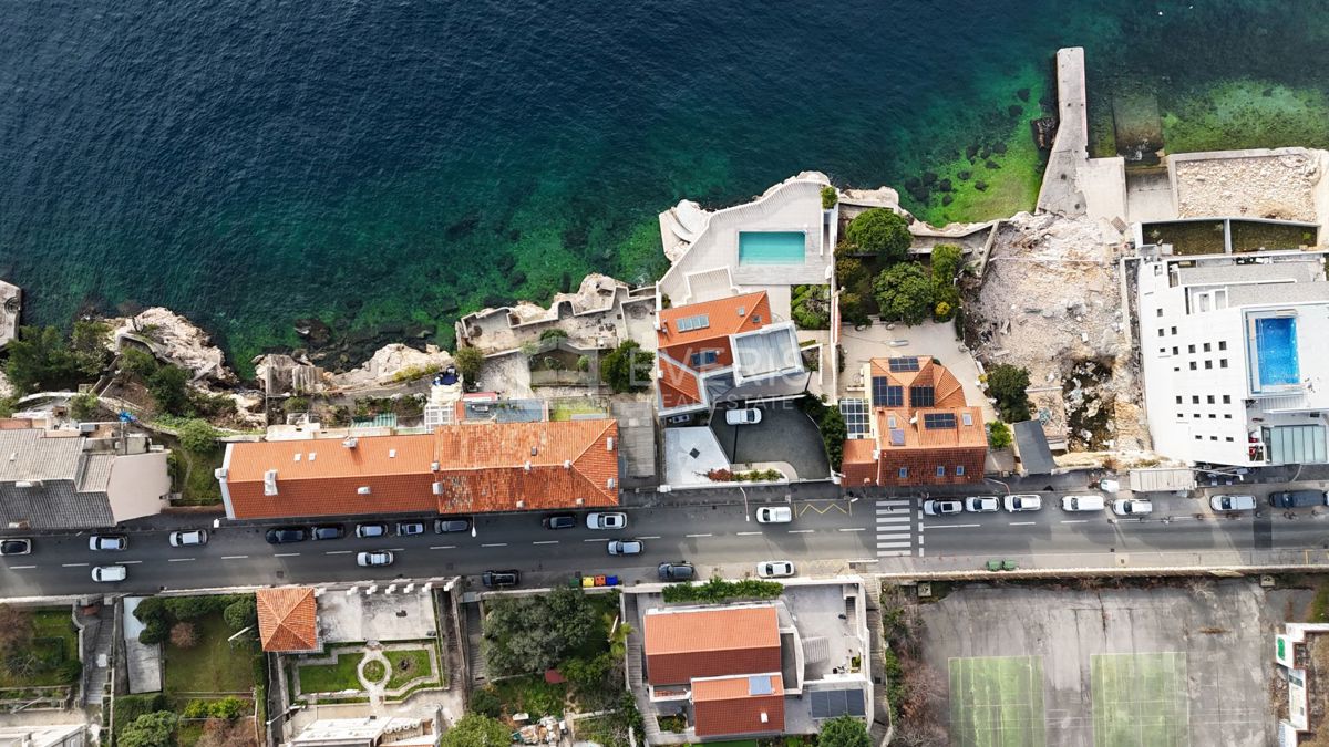 Pećine, Rijeka, 286 m2