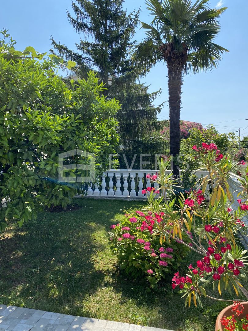 Kantrida, Rijeka, 300m2