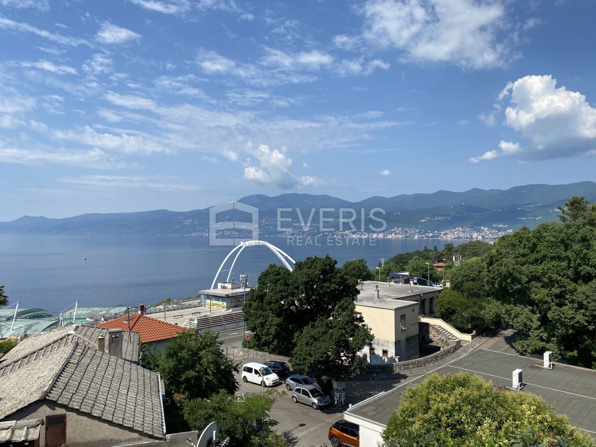 Kantrida, Rijeka, 300m2