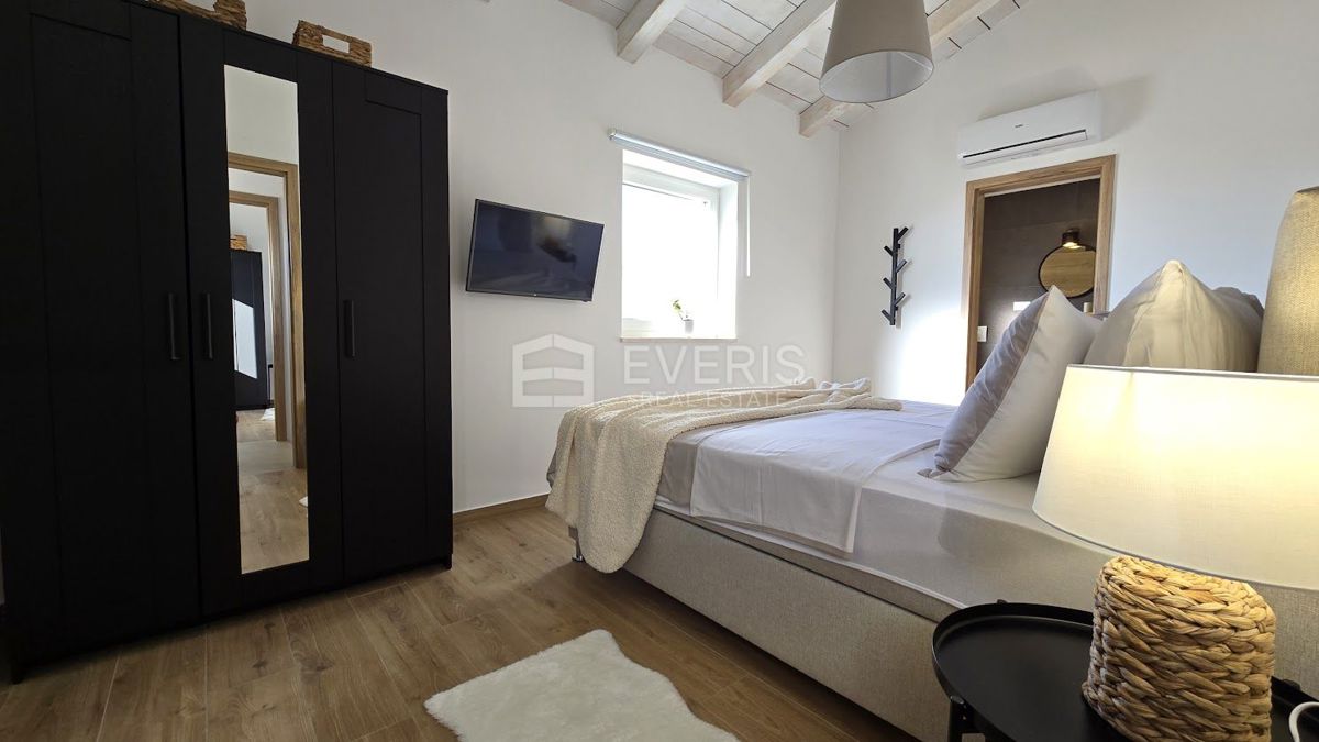 Jadranovo, Crikvenica, 200m2