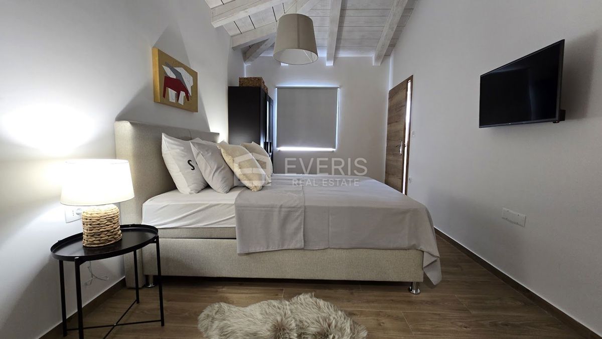 Jadranovo, Crikvenica, 200m2