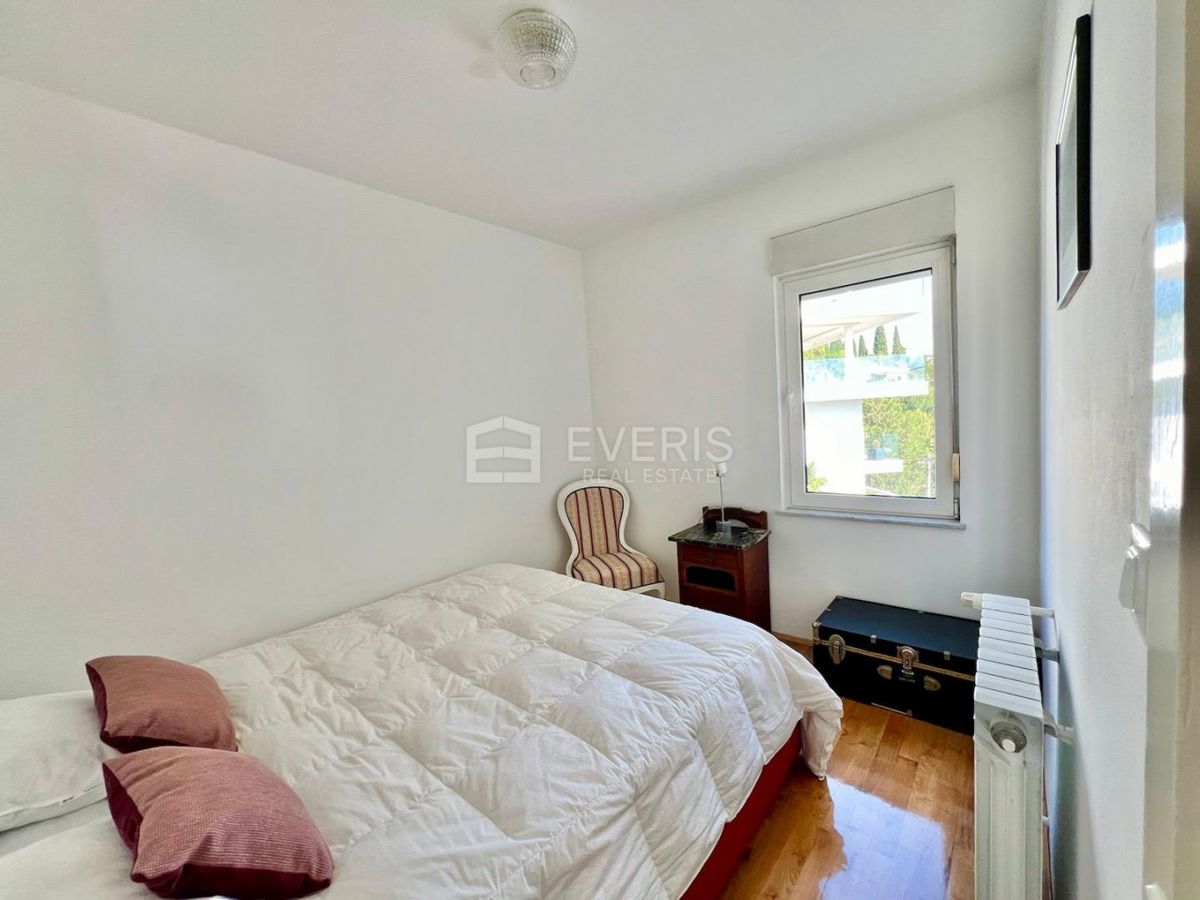 Opatija - Centar, Opatija, 200m2