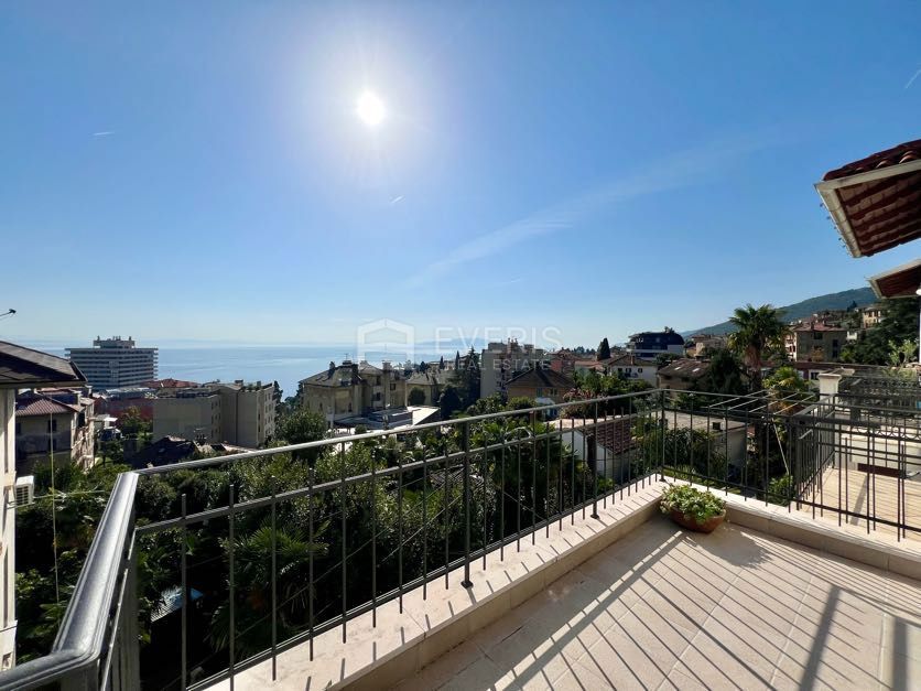Opatija - Centar, Opatija, 200m2