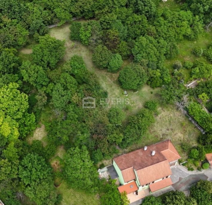 Cernik, Čavle, 320m2