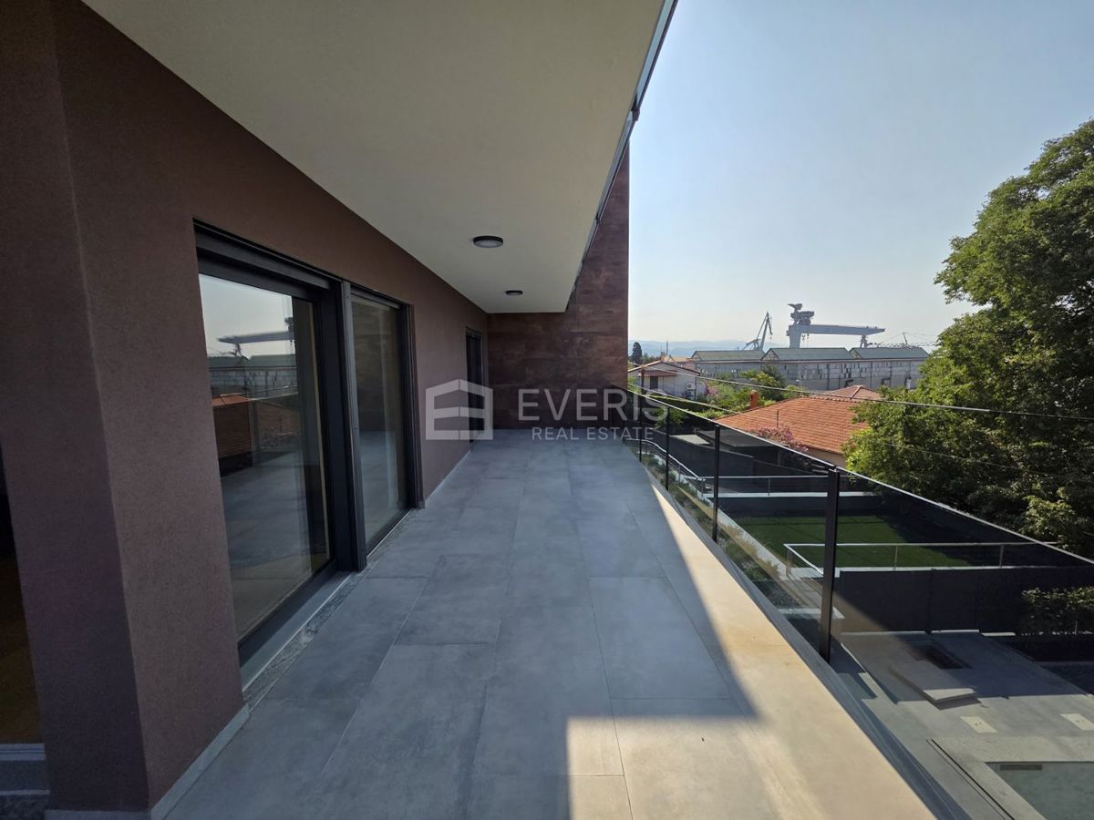 Kantrida, Rijeka, 87m2