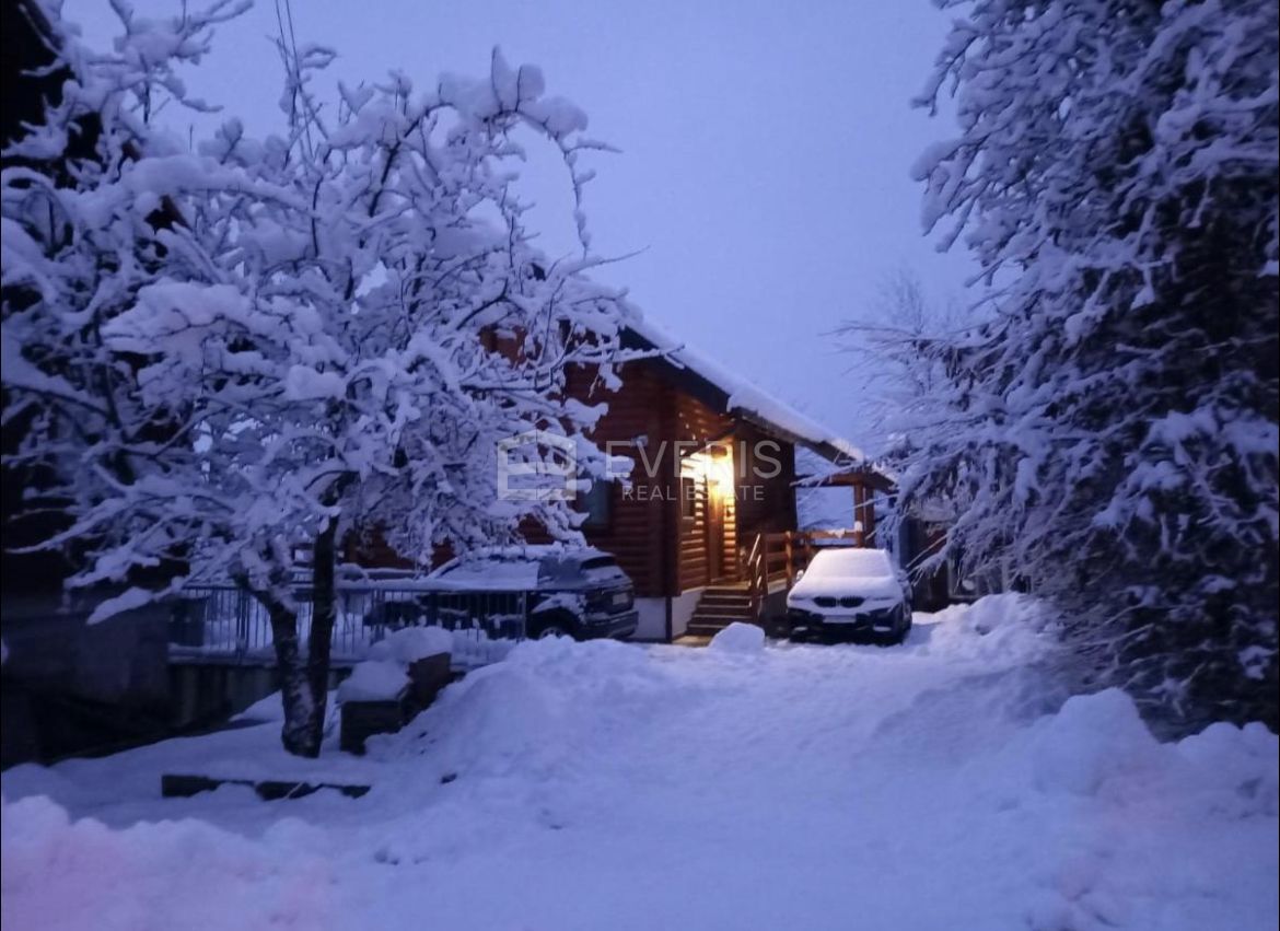 Gornji Turni, Delnice, 207m2